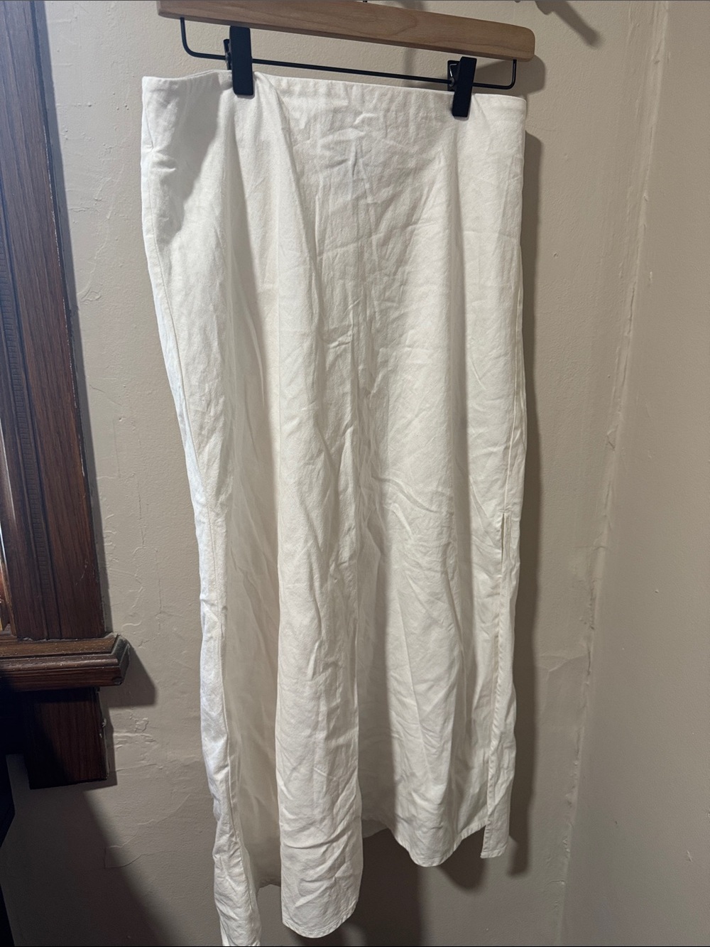 GAP White Maxi Skirt - Straight Linen-Blend